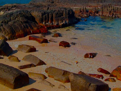St Mary’s Island can be reached by ferry from Malpe beach