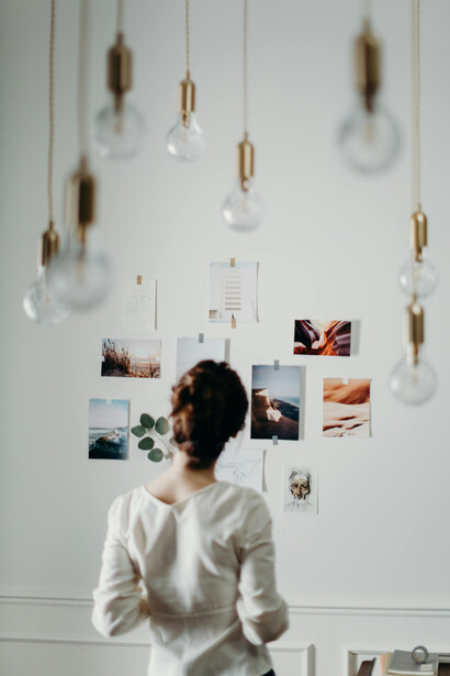 Copywriter cria moodboard para escrever copy sobre viagens
