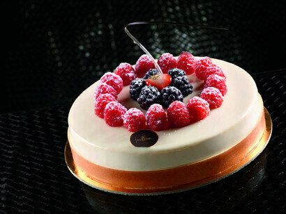 Blancmange took its name from the color of the ingredients that made it up