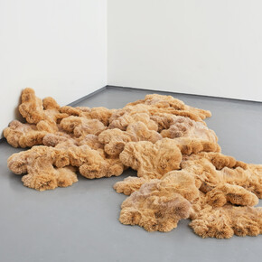 Chris Soal, Threshold, 2023, bamboo and birch wood, toothpicks, held in polyurethane, sealant on board, 320x300x45 cm. Courtesy the artist and Piero Atchugarry Gallery