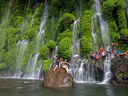 Tourists at Asik-Asik Falls