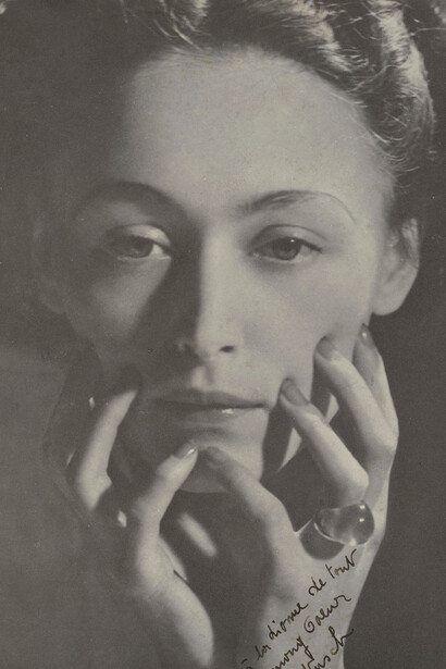 Dora Maar
Retrato de Nusch Eluard
París, 1935. Fotografía a las sales de plata. 23,8 x 17 cm. APPH1457. Musée national Picasso-Paris