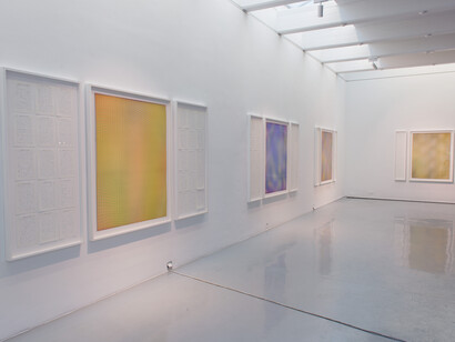 Triple Expansion Elena Bajo - Jane Benson - Sol LeWitt, installation view, courtesy Priska Pasquer, Cologne