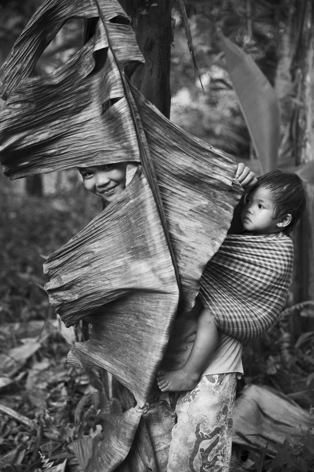 Pierre de Vallombreuse, Dans les bois Palawan
(In the Palawan woods), Courtesy Galerie Argentic © Pierre de Vallombreuse