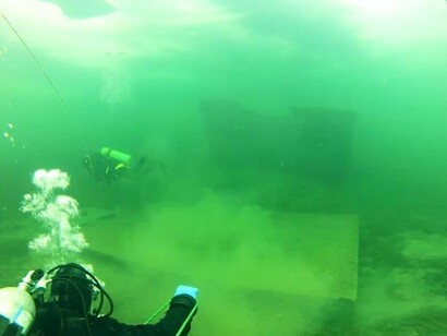 Yann Clerc, Ice Diving