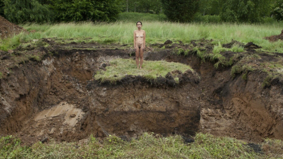 A Body Measured Against the Earth. Courtesy of MCA Chicago