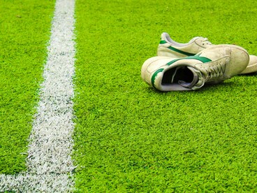 Nonostante tutto, resta un sistema vivo, in cerca di una nuova forma, dove la sfida non è solo tornare grandi, ma capire come esserlo in un calcio completamente cambiato