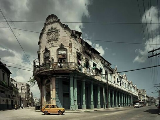 Yellow Car, Havana, 2010 © Michael Eastman. Courtesy Michael Hoppen Gallery