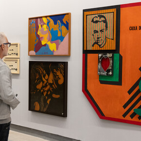 Vários artistas, Pop Brasil: vanguarda e nova figuração, 1960-70, vista da exposição. Cortesia da Pinacoteca