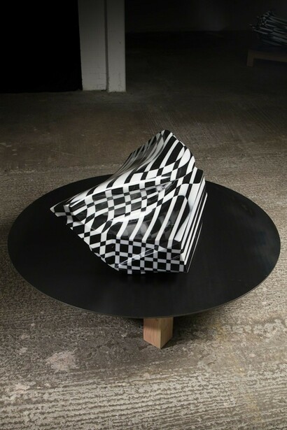 Mat Chiver. Harmonic Distortion, Exhibition view. Courtesy of PM/AM