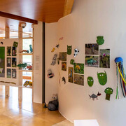 Artistes divers, Apprendre à travers l’art 2025, vue de l’exposition. Avec l’aimable autorisation du Guggenheim Museum Bilbao