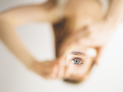 Sesgo de ilusión en serie: nuestro cerebro fija su atención en aspectos concretos haciendo que el resto de cosas pasen desapercibidas