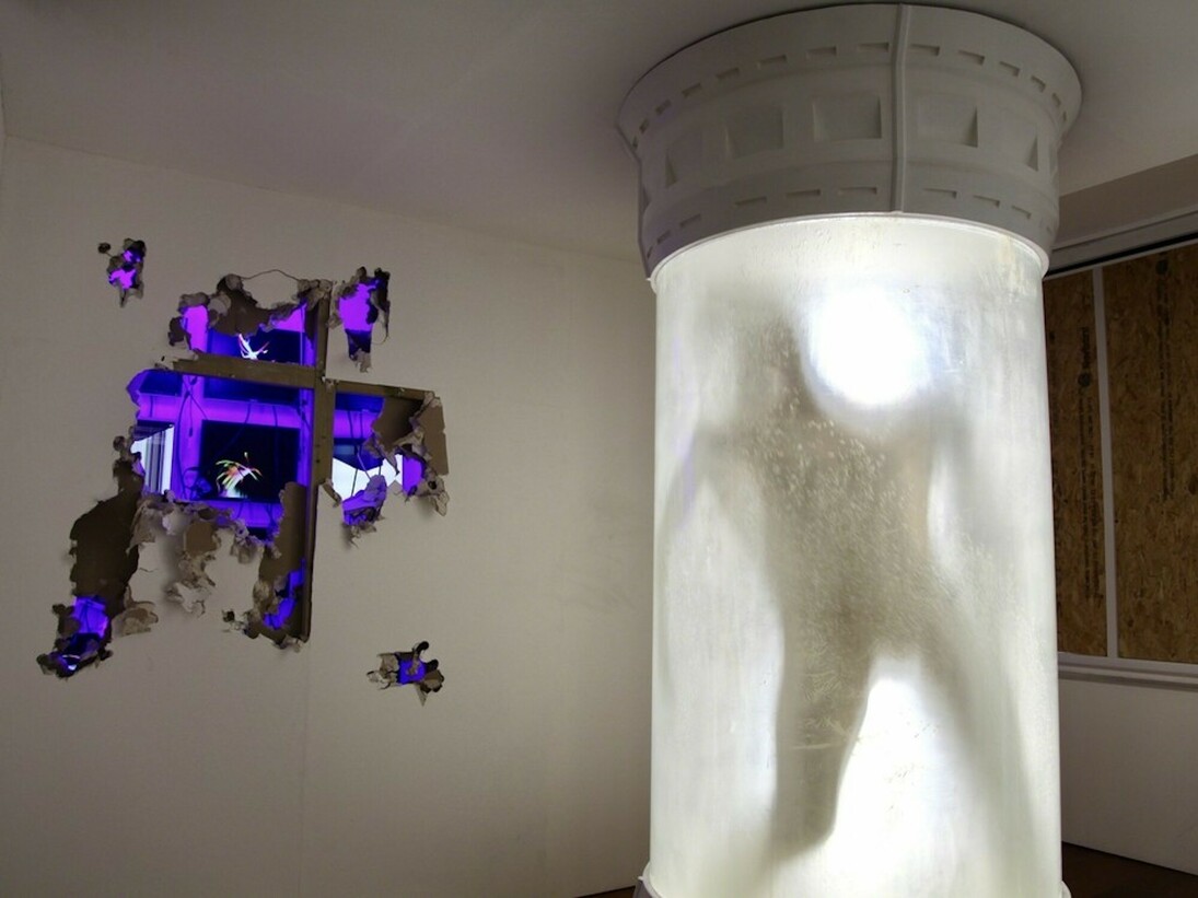 Chris Calderwood, exhibition view. Courtesy of The Residence Gallery