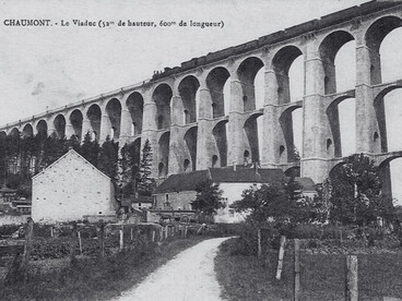 Le viaduc de Chaumont en Haute-Marne en France, entre 1900 et 1910, silhouette monumentale où l’élan industriel rencontre l’élégance des grandes constructions de pierre