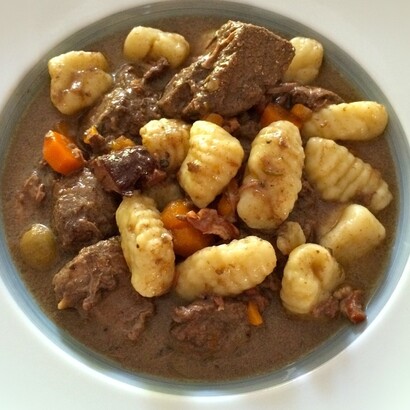 Daube servie avec des gnocchis maison