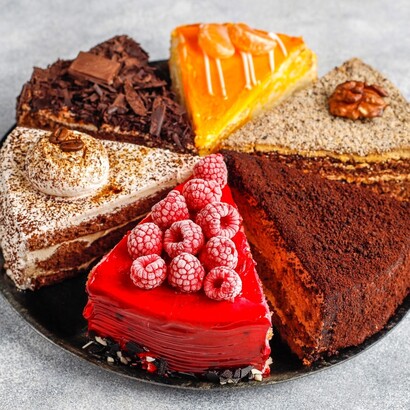 Sperimentare in cucina permette di scoprire nuove ricette e perfezionarsi  
