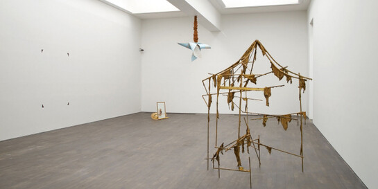 How beautiful it is and how easily it can be broken, Exhibition view. Courtesy of  S.M.A.K