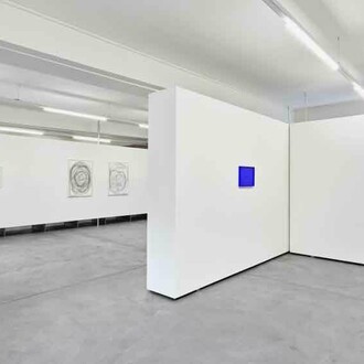 Verschiedene künstler, Words, ausstellungsansicht. Mit freundlicher genehmigung der Edition VFO
