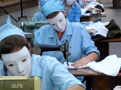 Trabajadores de una empresa textil