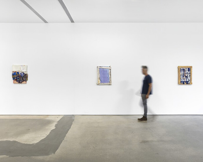 Leslie Wayne, Exhibition view. Courtesy of Jack Shainman Gallery