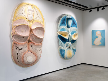 Verschiedene künstler:innen, Grotesk, ausstellungsansicht. Mit freundlicher genehmigung der König Galerie