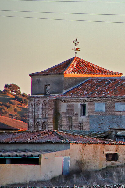 Iglesia del Salvador, lugar donde dio sus primeros pasos Teófanes Egido, Cajates municipio de la comarca Tierra de Alba, Salamanca, España