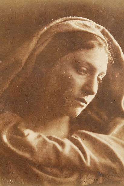 Julia Margaret Cameron (1815-1879), Mary Mother, 1867. Lazare family collection.