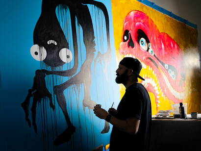 Alex Pardee in studio. Courtesy of Harman Projects. Photo by Chloe Rice