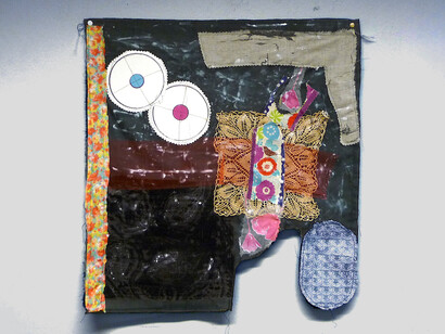Gear, 59 x 63 cm, 2019, mix di tessuti e pizzi