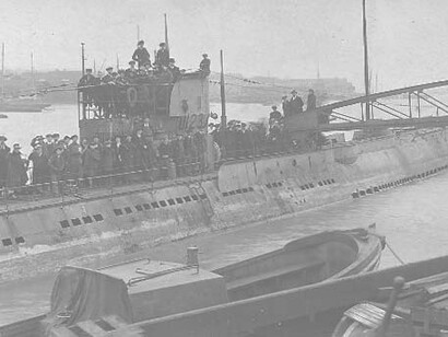 The U123, followed Venezuela when despite doubts about not recognizing the flag, they decided to attack