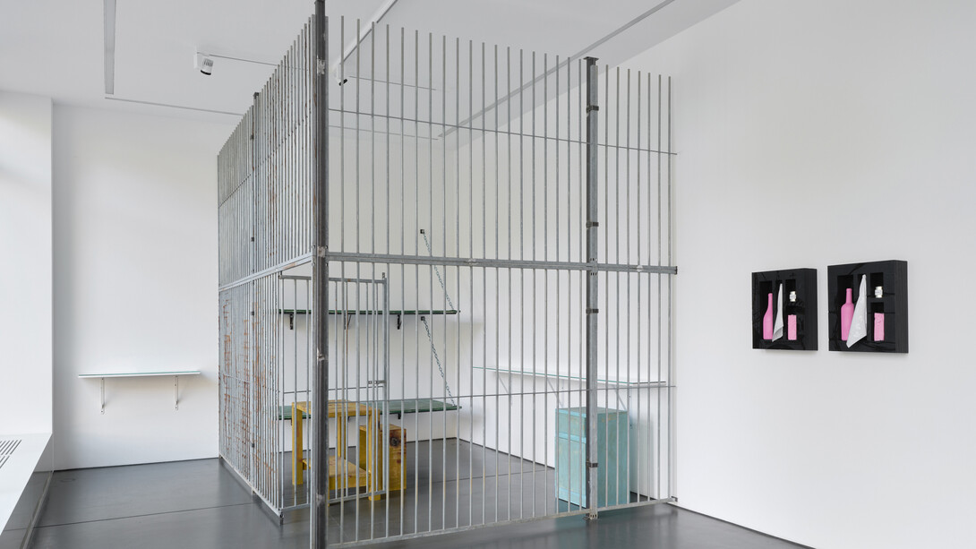 Nadya Tolokonnikova, Wanted, ausstellungsansicht. Mit freundlicher genehmigung der Galerie Nagel Draxler