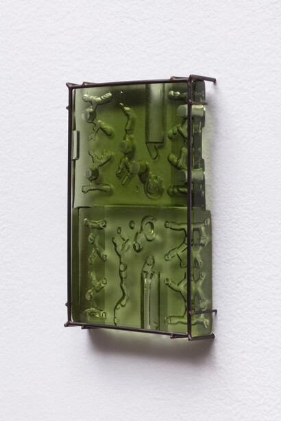 Sula Bermudez-Silverman, mold1bot, mold1top.cowboy.slugchamber.hat.indian (olivine), 2025. Courtesy of Josh Lilley Gallery