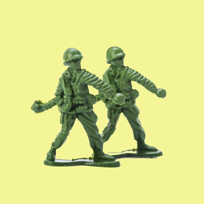 Benvenuti nell’era della guerra sostenibile: silenziosa, tecnologica, ma sempre letale