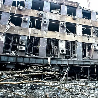 Un edificio destruido como efecto de la guerra en la ciudad de Mariúpol, Ucrania