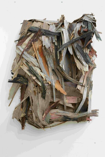 Henrique Oliveira, Xilempasto 16, 2022. Courtesy of Galerie Vallois