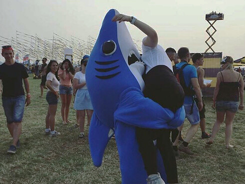 Come in ogni festival che si rispetti non mancano i travestimenti più strani