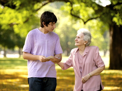 Ese aprecio comienza por las elementales consideraciones que se deben a los más débiles