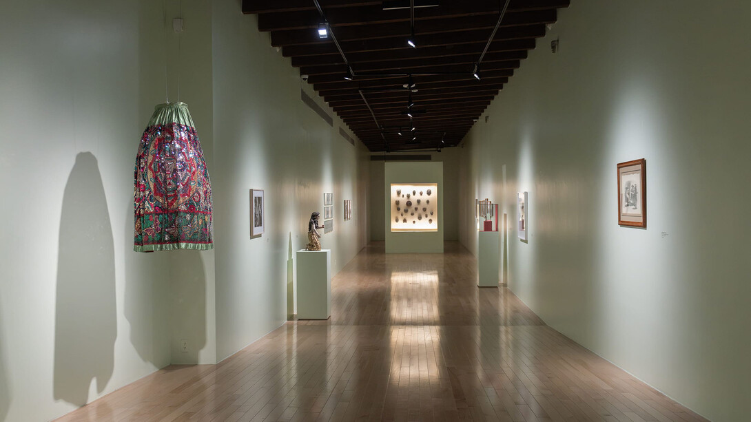 A spiral turn, exhibition view. Courtesy of Museo Amparo