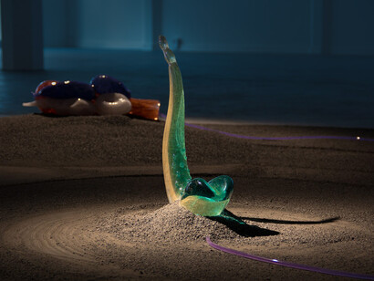 Pneuma, 2020, detail of glass sculpture at Löwenbräukunst Contemporary Art Center, Zurich, © Christian Fogarolli