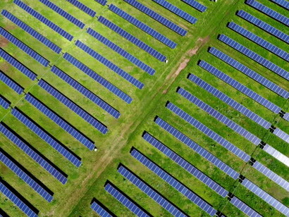 Decarbonizing the energy sector