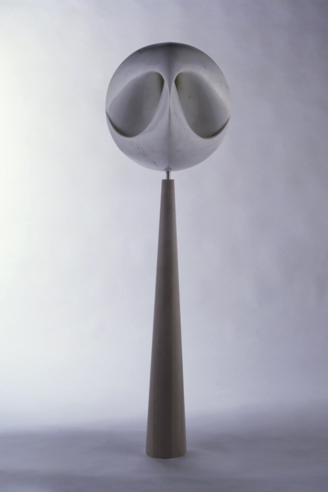Santiago Calatrava, Cyclades (no 115), 2005, carrara marble and wood, 22 x 108 5-8 x 22 in © Santiago Calatrava, courtesy Marlborough Gallery, New York  