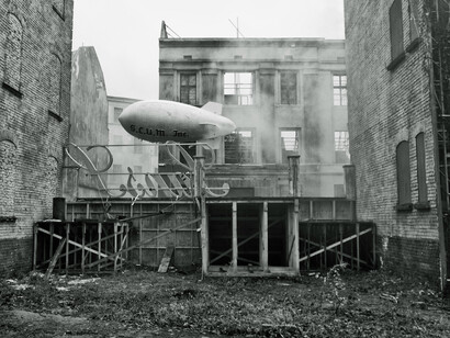 Julian Rosefeldt, Deep Gold, 2013/2014 © Julian Rosefeldt and VG Bild-Kunst, Bonn 2018

