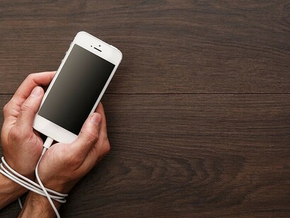 Lo smartphone modella il processo del pensare