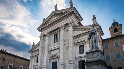Duomo di Urbino (edificato nell'anno 1000 ca), foto Christian Bolognese