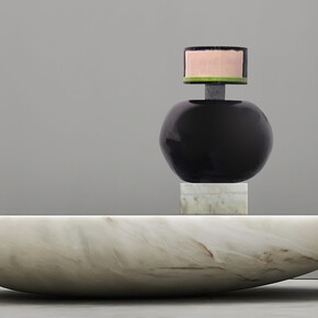 Katya Emelyanova, Elevated state. Courtesy of Leila Heller Gallery