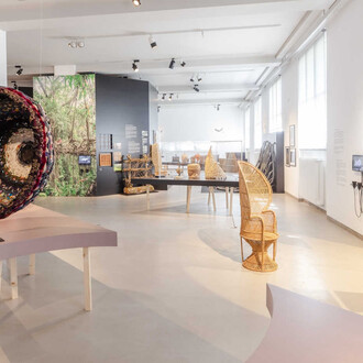 Various artists, All hands on, basketry! Exhibition view. Courtesy of Museum Europäischer Kulturen
