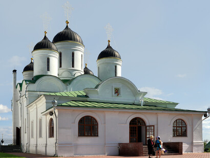 Múrom es una de las ciudades más antiguas de Rusia y es conocida por su arquitectura antigua y sus santos ortodoxos. Rusia