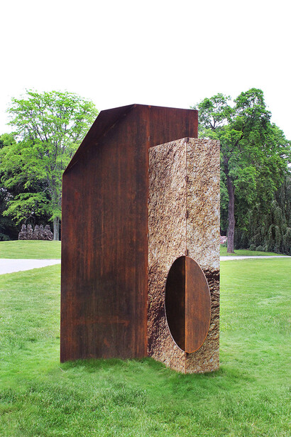 Letha Wilson, Hawaii California Steel. Courtesy of DeCordova Sculpture Park and Museum