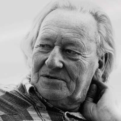 Para Bateson, la mente, el espíritu, el pensamiento, la comunicación, se conjugan con la dimensión externa del cuerpo para construir la realidad individual de cada sujeto