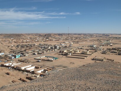 Lago Nasser, Wadi Halfa, Sudan. La Wadi Halfa originale esiste ancora ma è sommersa: il suo porto fluviale e la stazione ferroviaria furono ricoperti dalle acque e fu necessario creare una nuova città per ricostruirli